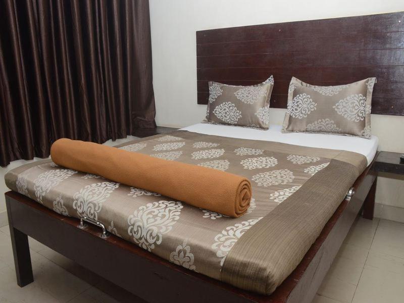 Nilraj Lodge Ratnagiri Ngoại thất bức ảnh