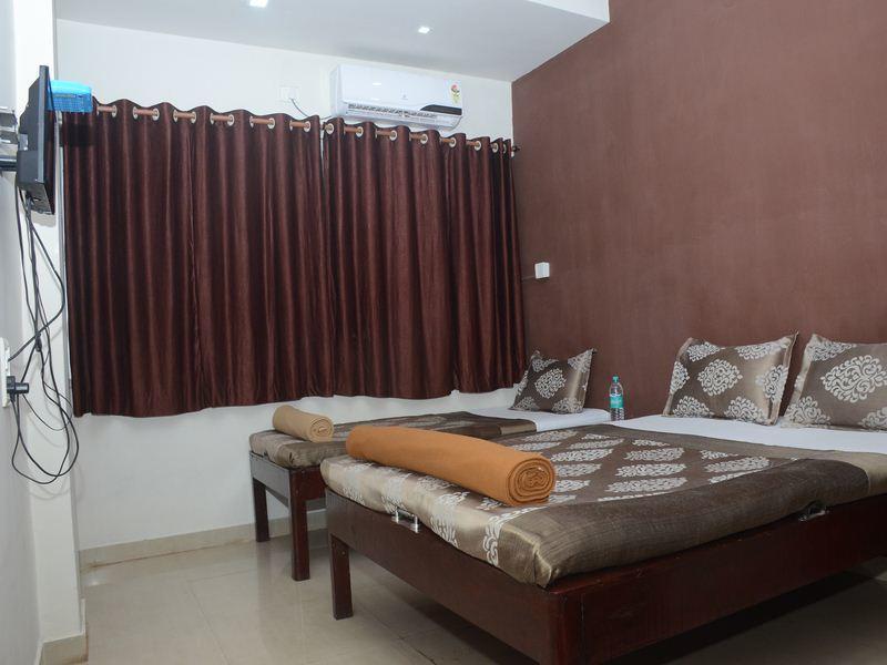 Nilraj Lodge Ratnagiri Ngoại thất bức ảnh