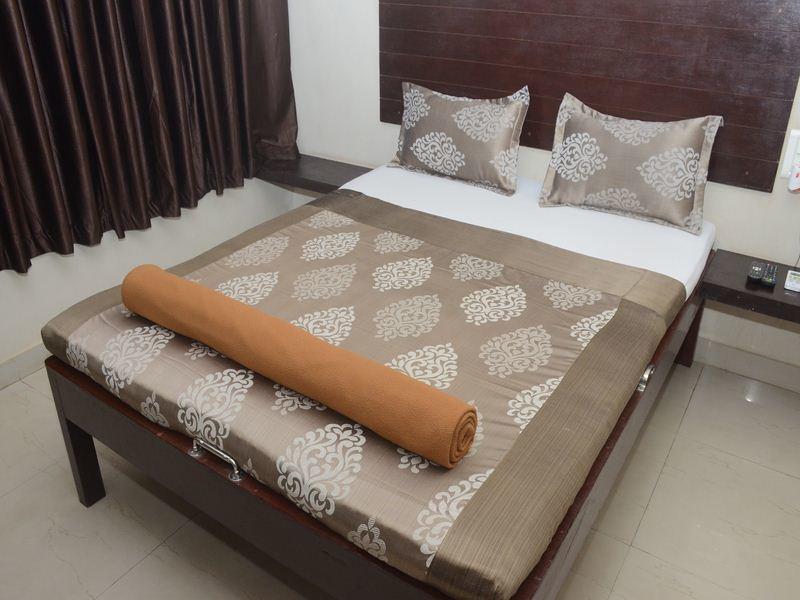 Nilraj Lodge Ratnagiri Ngoại thất bức ảnh